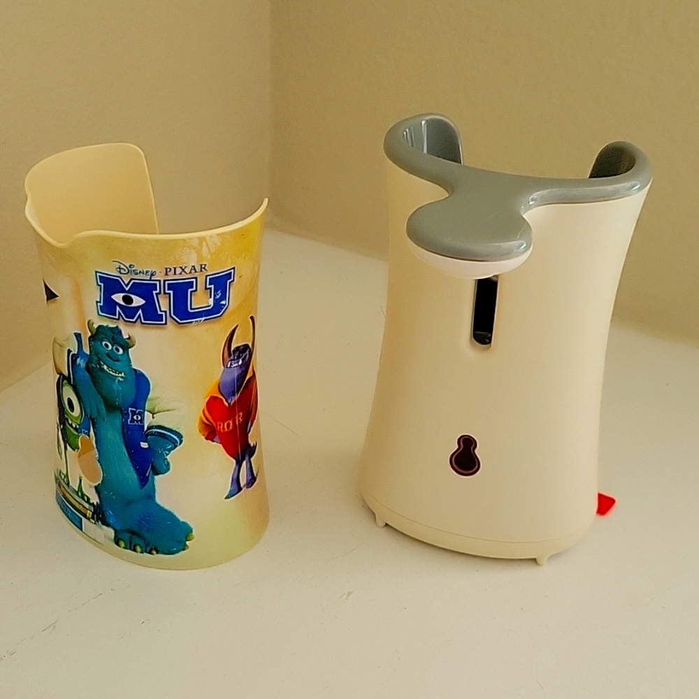 MONSTERS U, DISNEY LYSOL NO-TOUCH SOAP DISPENSER W/ RARE PIXAR MONSTERS U COVER!